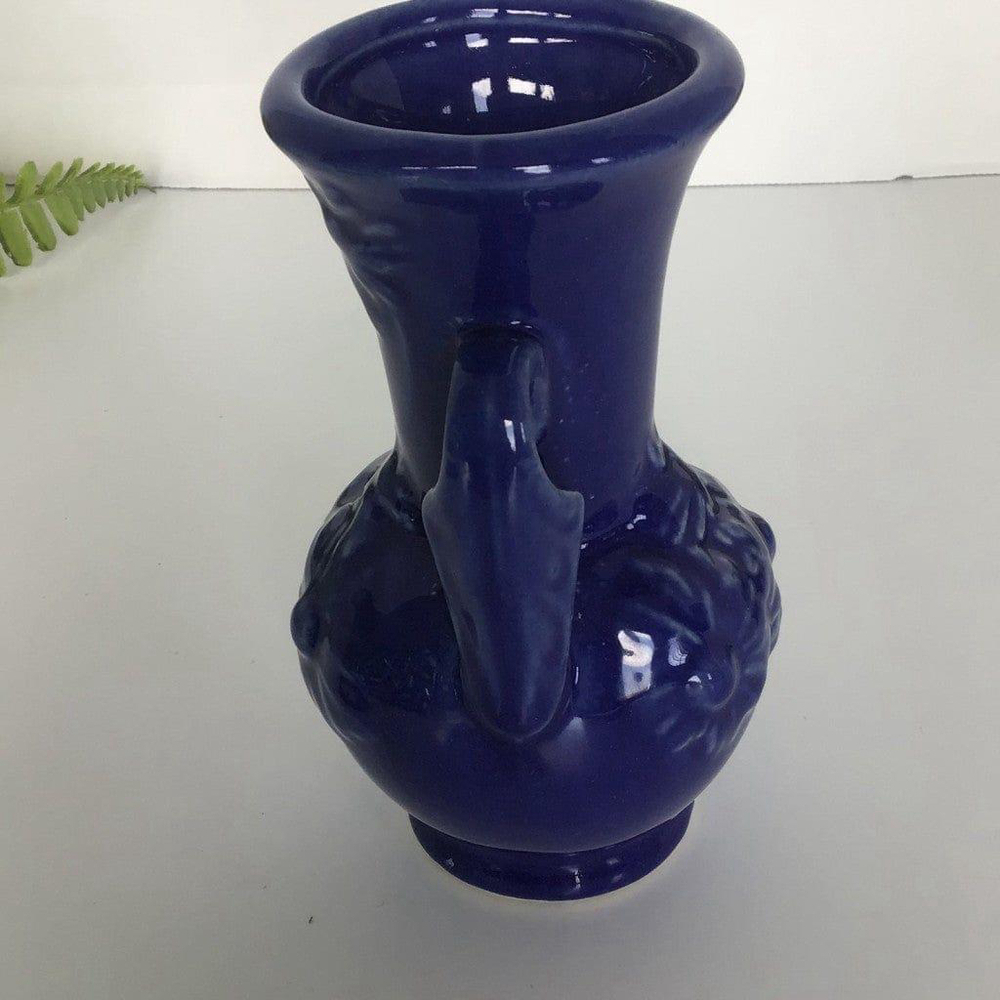 Vintage Shawnee Colbalt Vase with Embossed Flowers - Picture 4 of 7